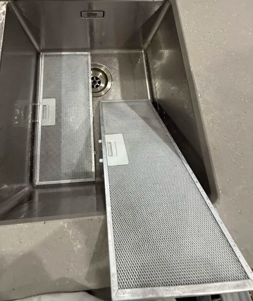 Rangehood filter cleaning — after